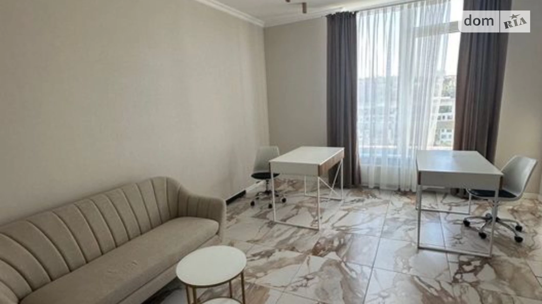 Здається в оренду офіс 55 кв. м в бізнес-центрі, цена: 900 $ - фото 2