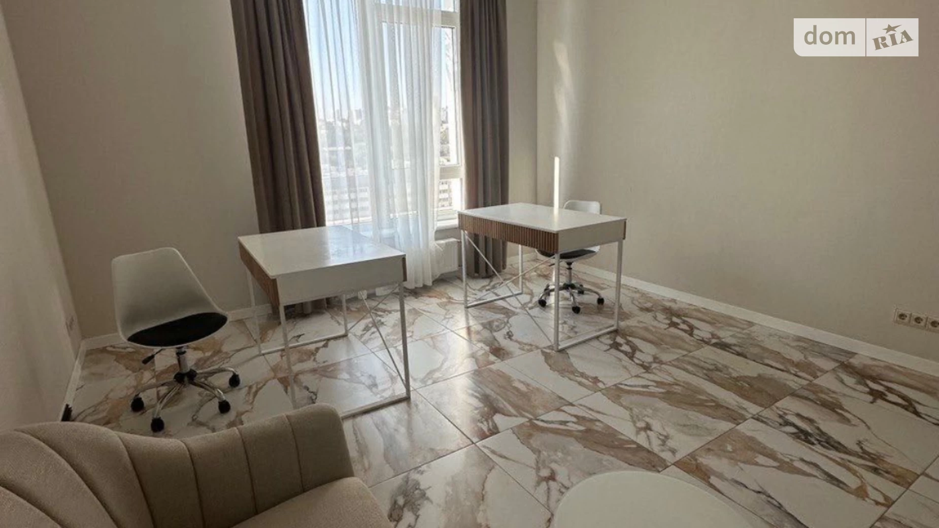 Здається в оренду офіс 55 кв. м в бізнес-центрі, цена: 900 $ - фото 4