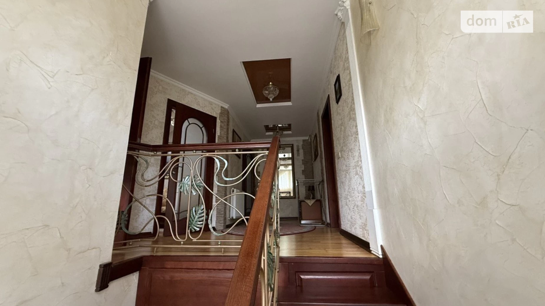 Продается дом на 2 этажа 170 кв. м с камином, цена: 170000 $ - фото 5
