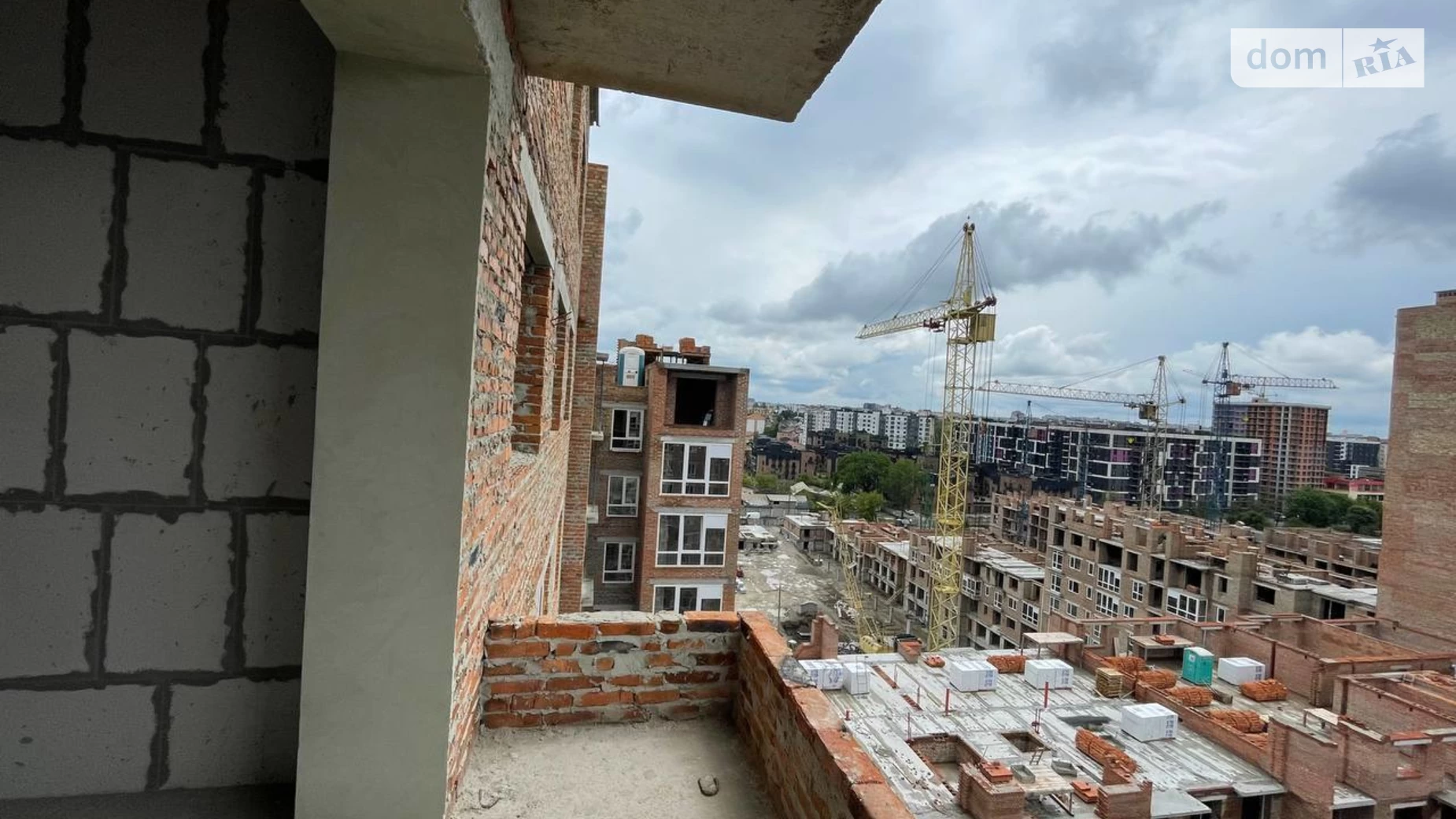 Продается 1-комнатная квартира 31 кв. м в Ивано-Франковске, ул. Княгинин, 24 - фото 3