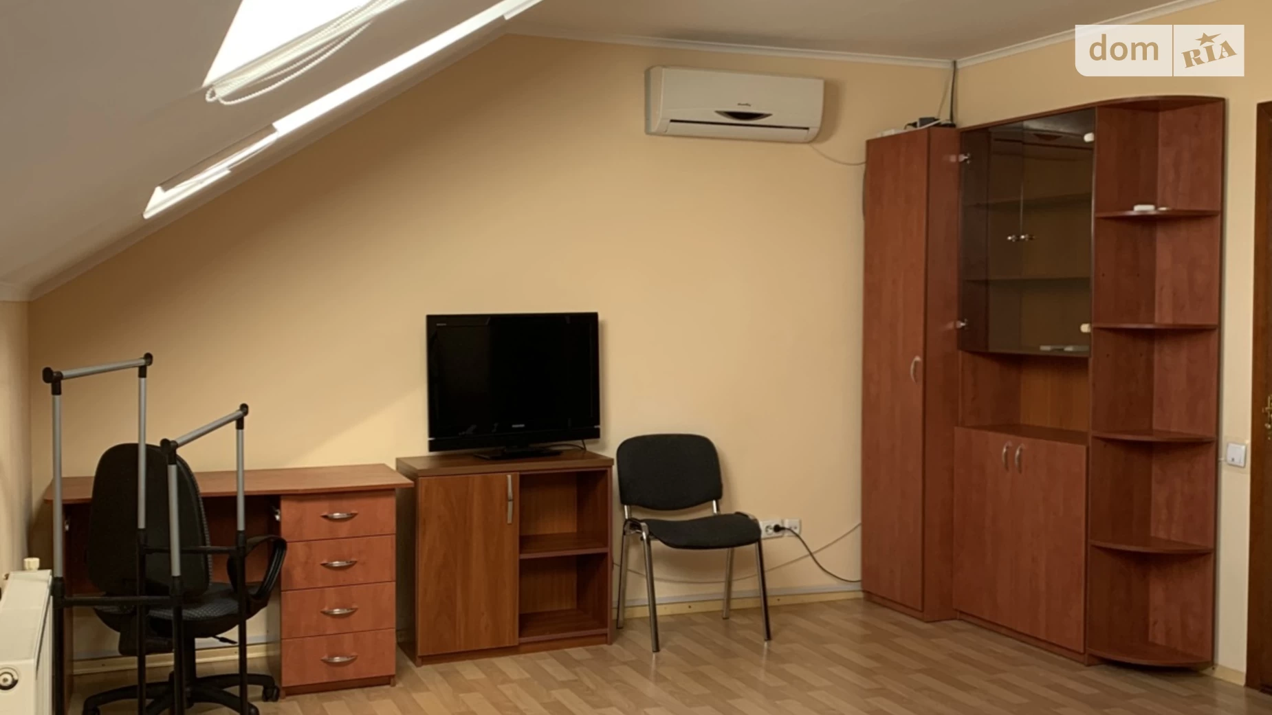 Сдается в аренду дом на 2 этажа 85 кв. м с бассейном, цена: 14500 грн - фото 2