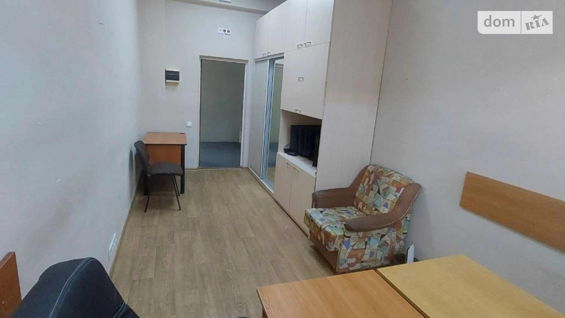 Сдается в аренду офис 15.6 кв. м в бизнес-центре, цена: 3120 грн - фото 2