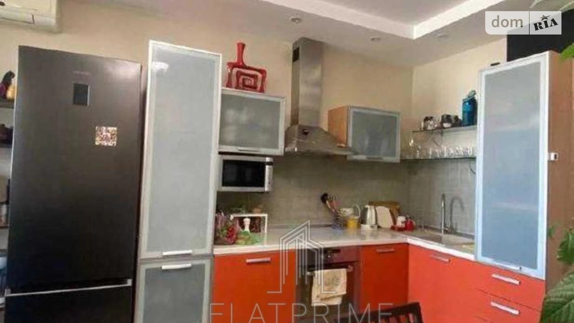 Продается 1-комнатная квартира 56 кв. м в Киеве, ул. Голосеевская, 13 - фото 2
