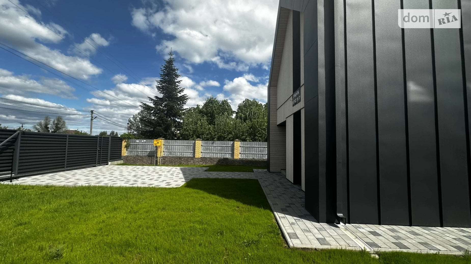 Продается дом на 2 этажа 140 кв. м с камином, цена: 160000 $ - фото 4
