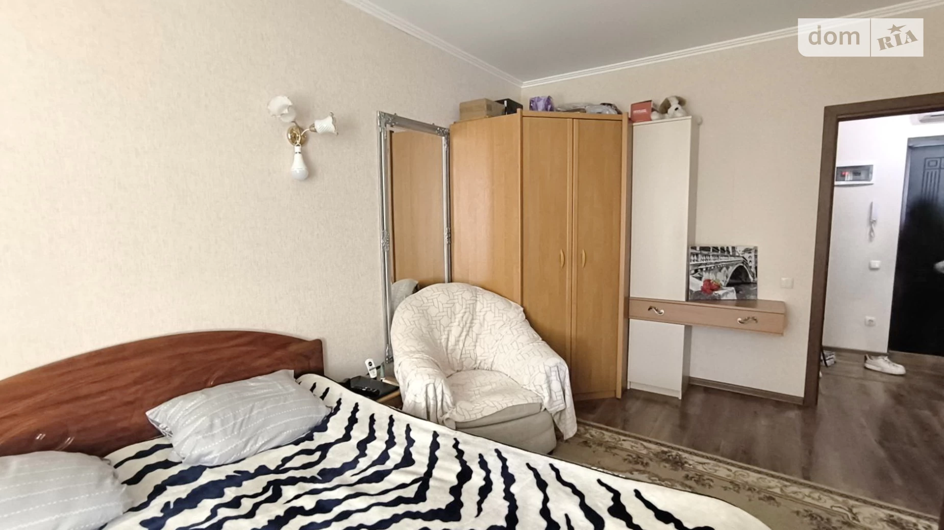 Продается 1-комнатная квартира 37.5 кв. м в Лиманке, мас. Радужный, 10В - фото 3