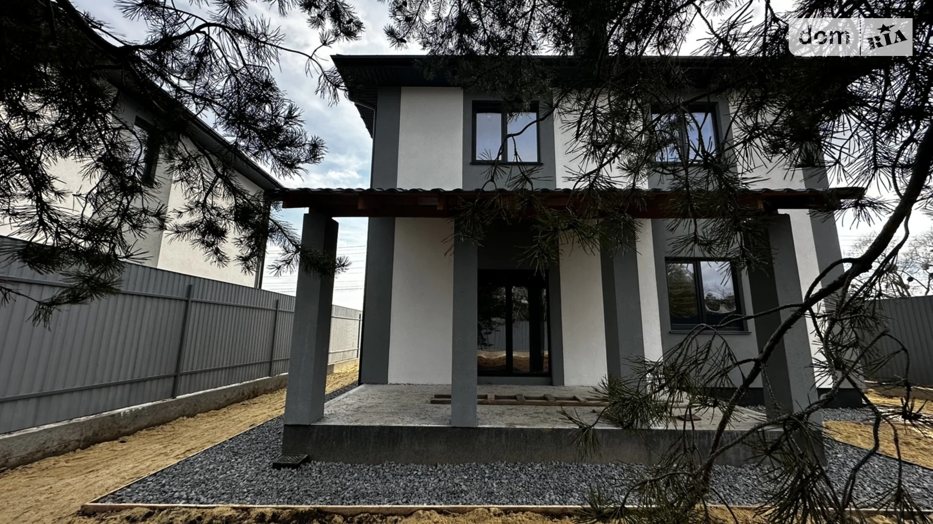 Продается дом на 2 этажа 150 кв. м с верандой, цена: 135000 $ - фото 2