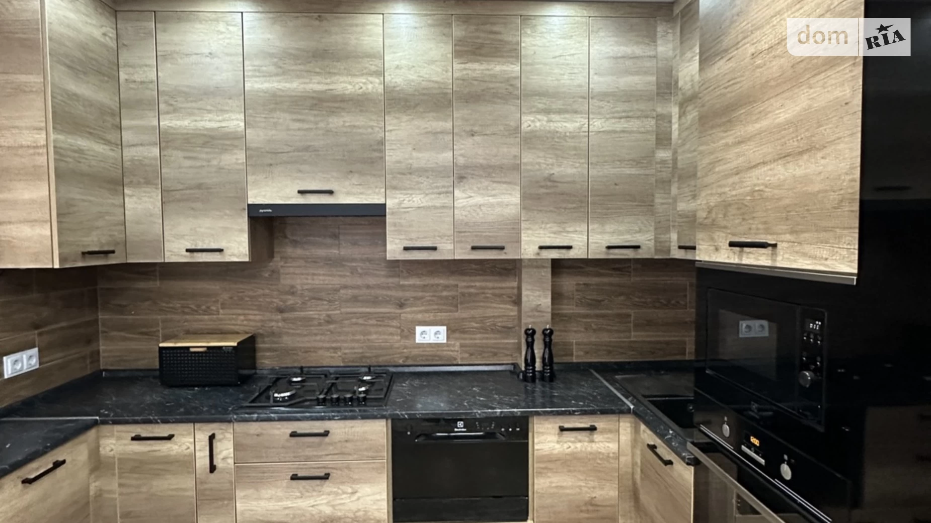 Продается 2-комнатная квартира 63 кв. м в Ивано-Франковске, цена: 86500 $ - фото 3