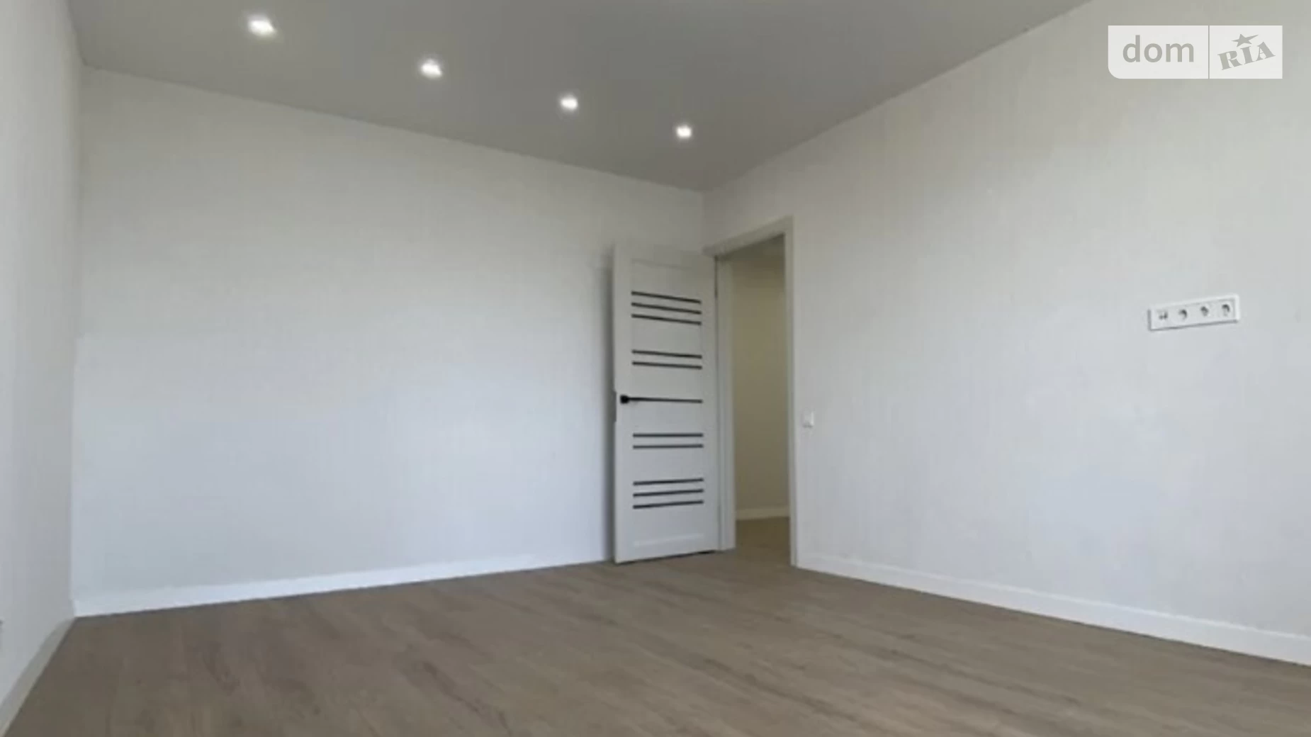 Продается 3-комнатная квартира 69.3 кв. м в, цена: 50999 $ - фото 3