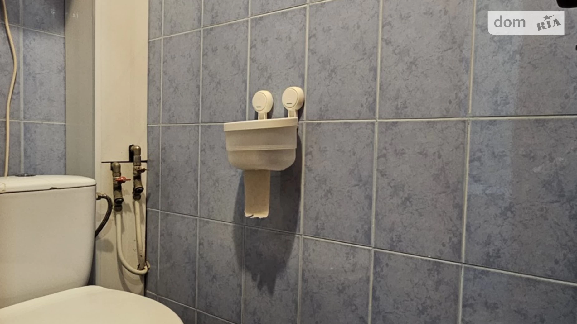 Продается 3-комнатная квартира 67.7 кв. м в Черновцах - фото 2