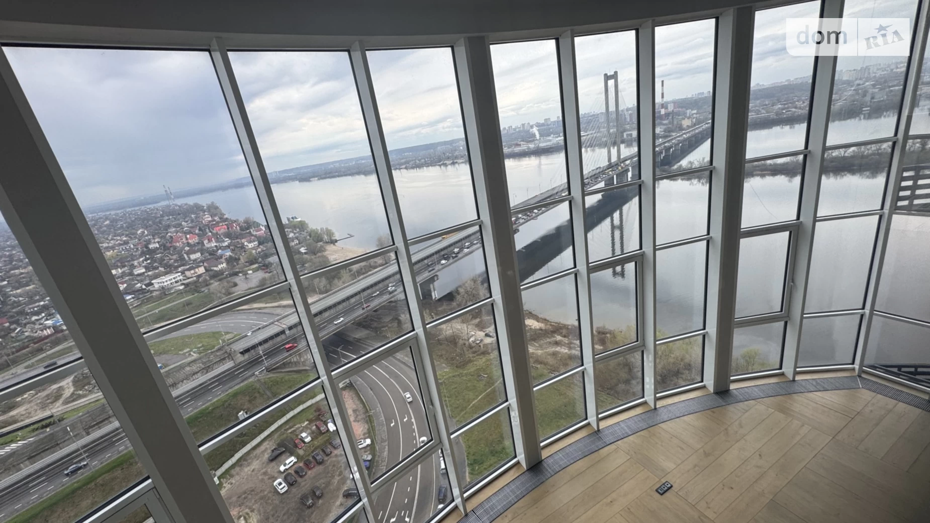 Продается 3-комнатная квартира 234.3 кв. м в Киеве, просп. Николая  Бажана, 1А - фото 5