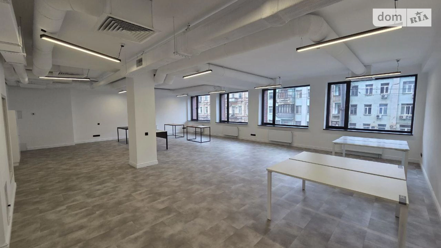 Сдается в аренду офис 340 кв. м в бизнес-центре, цена: 7850 $ - фото 3