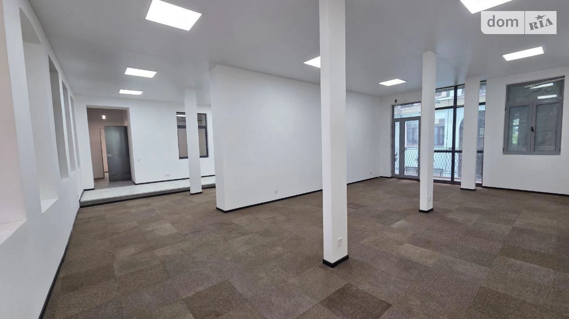 Сдается в аренду офис 400 кв. м в бизнес-центре, цена: 8500 $ - фото 2
