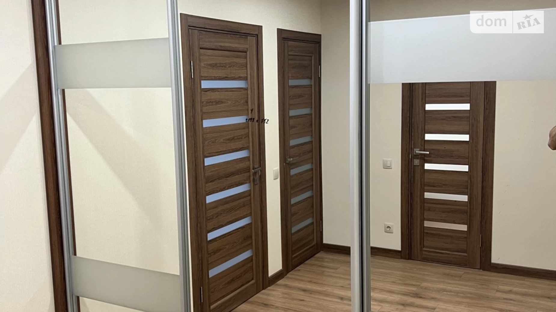 Продается 1-комнатная квартира 41.3 кв. м в Броварах, ул. Металлургов, 35 - фото 4