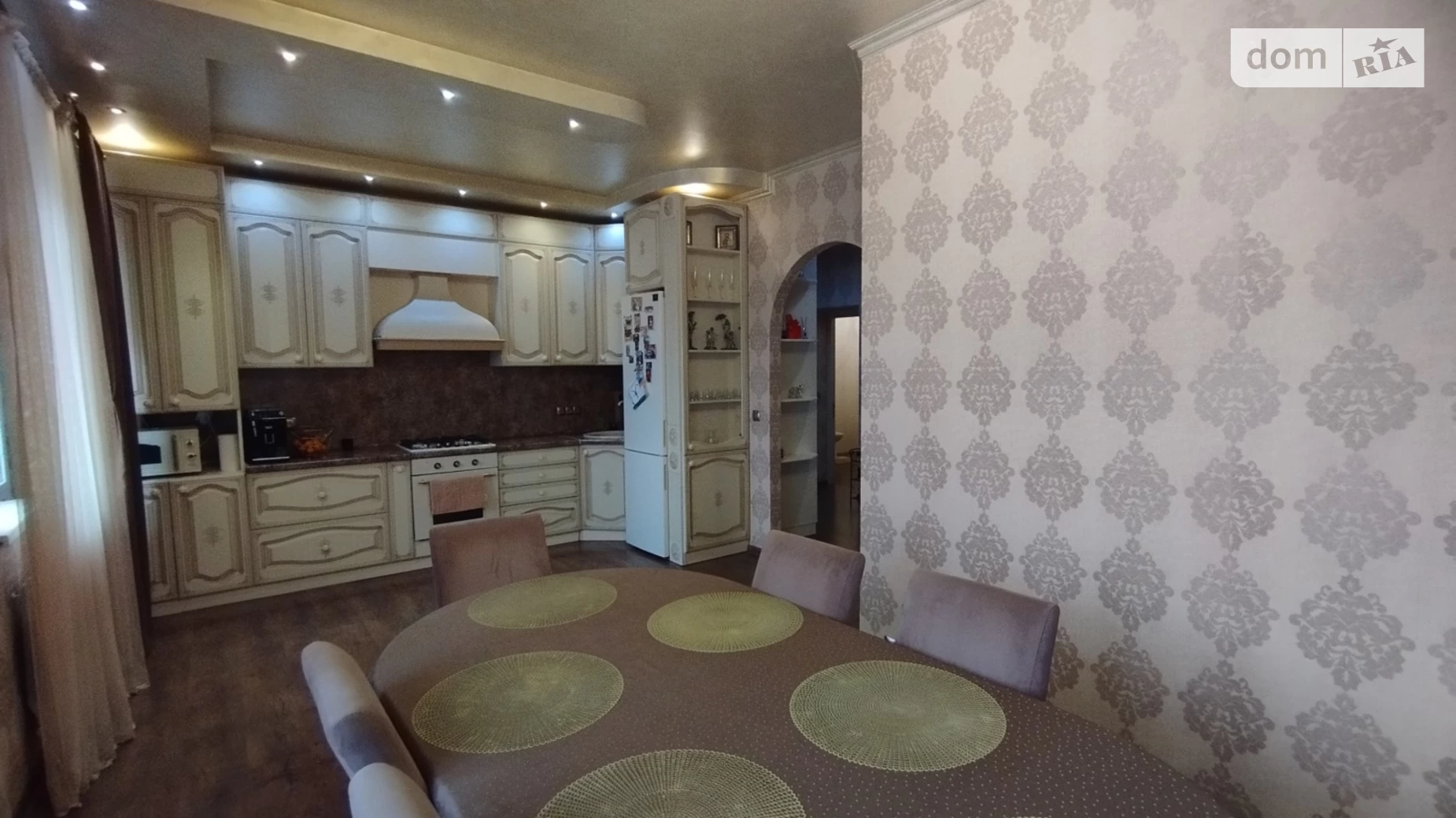 Продається 2-кімнатна квартира 83 кв. м у Минаї, вул. Августина Волошина - фото 4