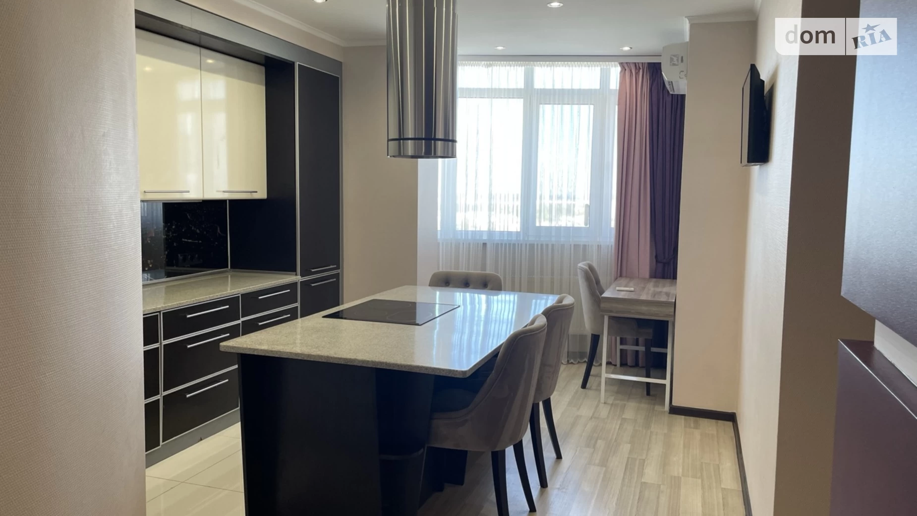 Продается 2-комнатная квартира 85 кв. м в Виннице, ул. Пирогова, 39 - фото 2