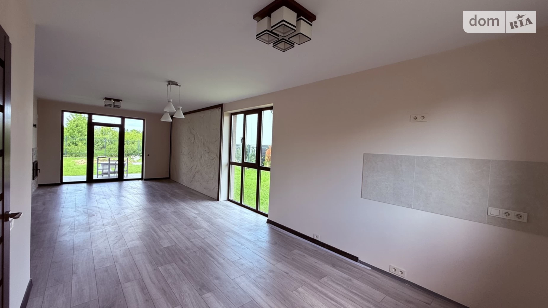 Продается одноэтажный дом 119.7 кв. м с подвалом, цена: 155000 $ - фото 2
