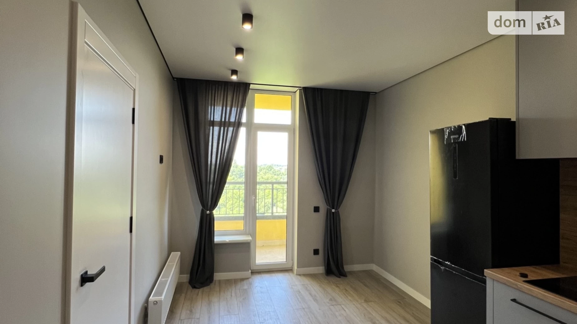 Продается 1-комнатная квартира 38 кв. м в Киеве, ул. Кадетский Гай, 12 - фото 2