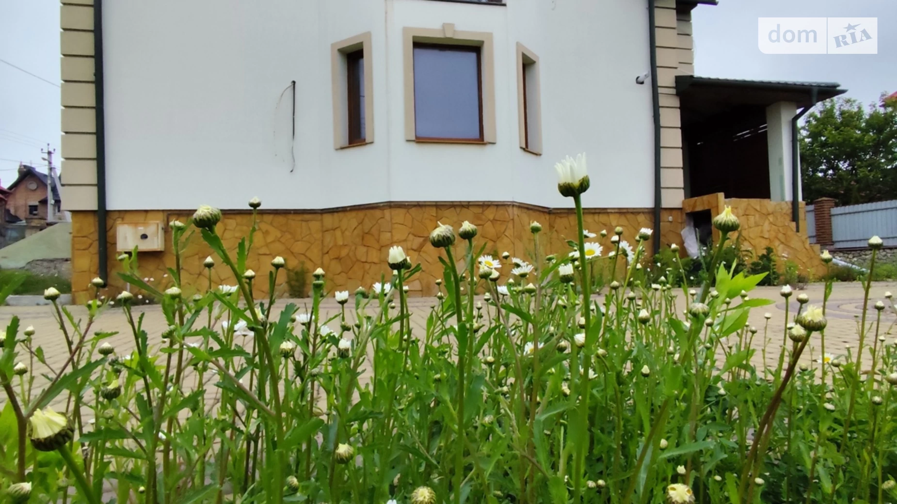 Продается дом на 2 этажа 230 кв. м с бассейном, цена: 140000 $ - фото 3