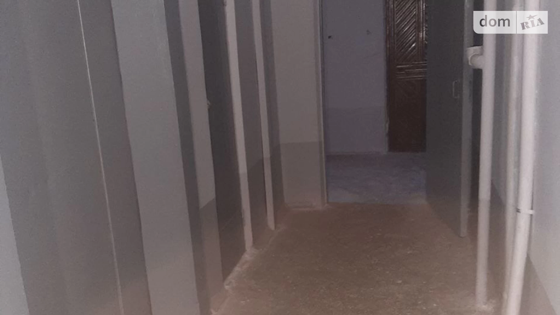 Продается 1-комнатная квартира 39 кв. м в Одессе, ул. Инглези, 3/3 - фото 2