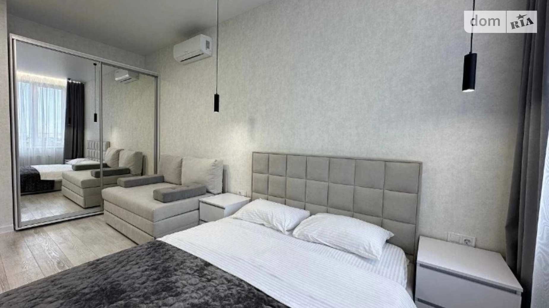 Продается 1-комнатная квартира 42 кв. м в Одессе, Фонтанская дор., 122 - фото 2