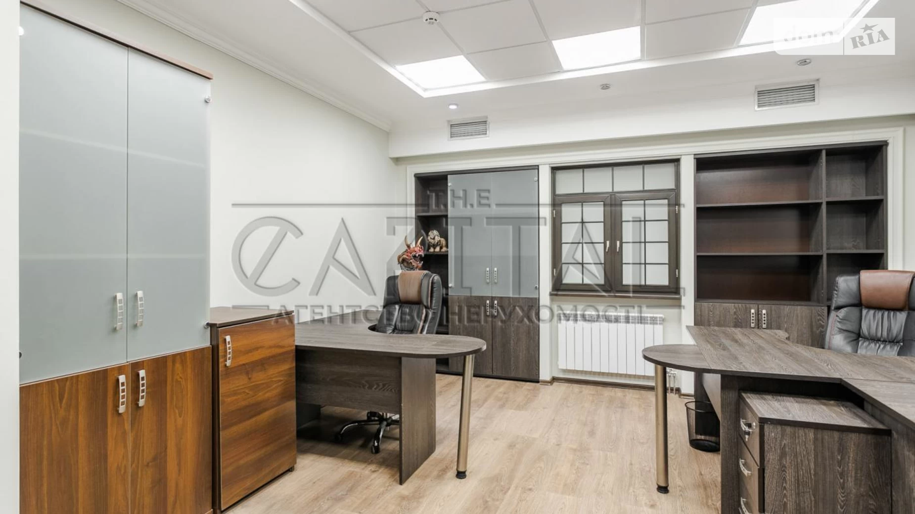 Сдается в аренду офис 240 кв. м в бизнес-центре, цена: 3500 $ - фото 4