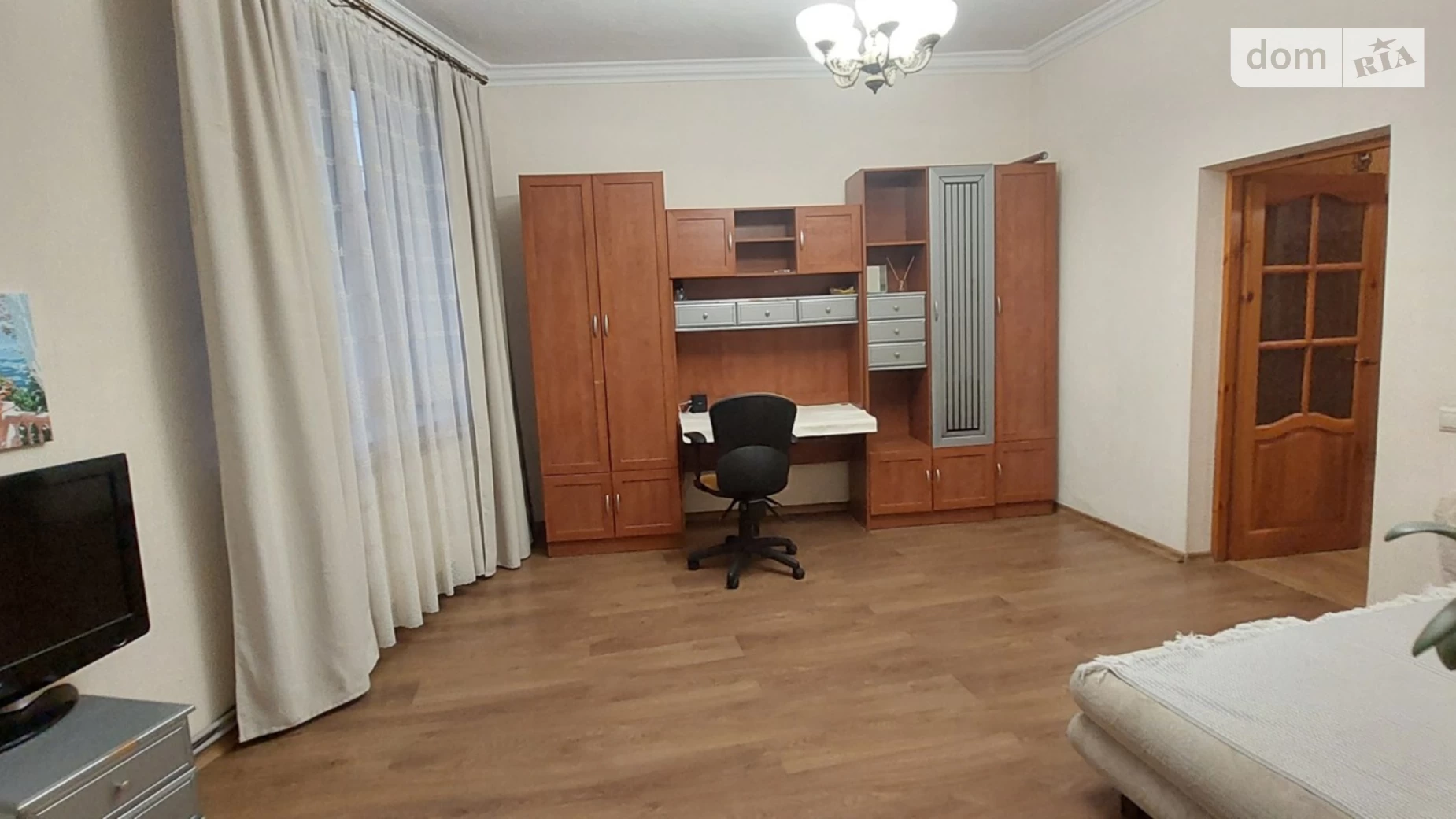 1-комнатная квартира 41 кв. м в Тернополе, ул. Веселая, 26 - фото 4