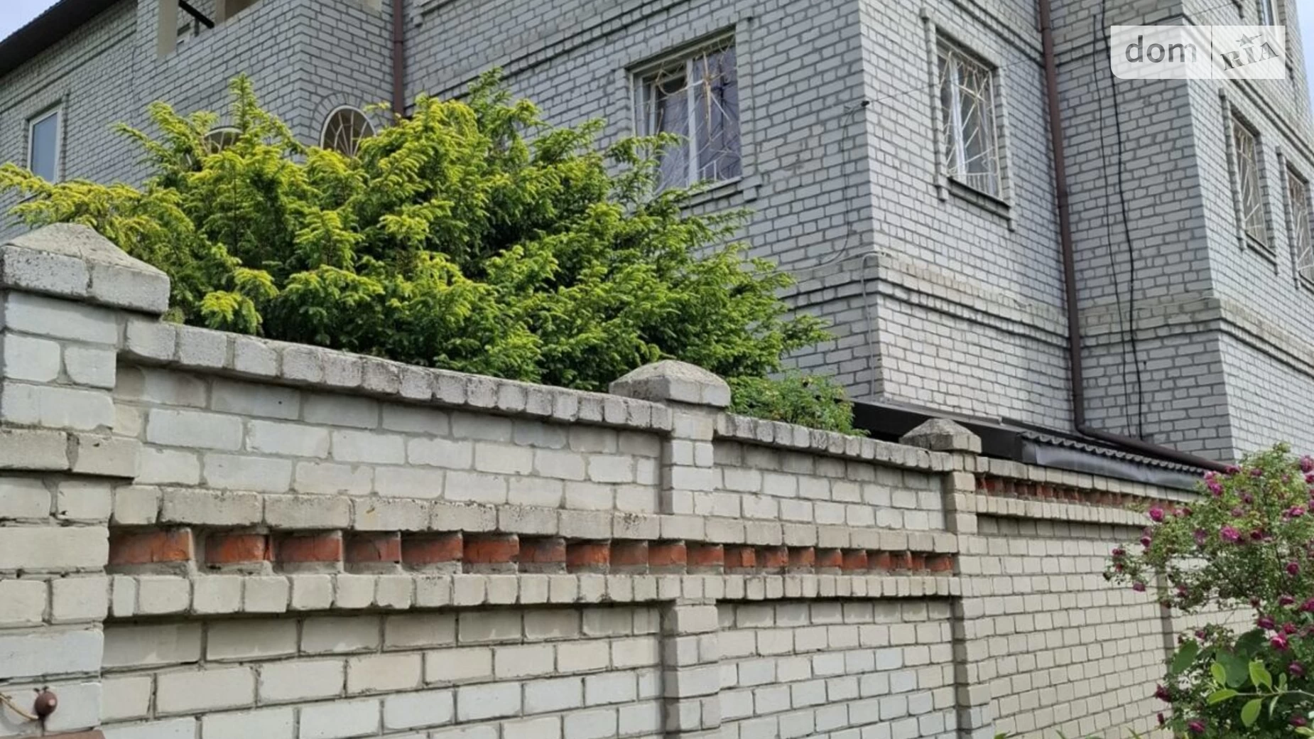 Продается дом на 3 этажа 424 кв. м с балконом, цена: 250000 $ - фото 3