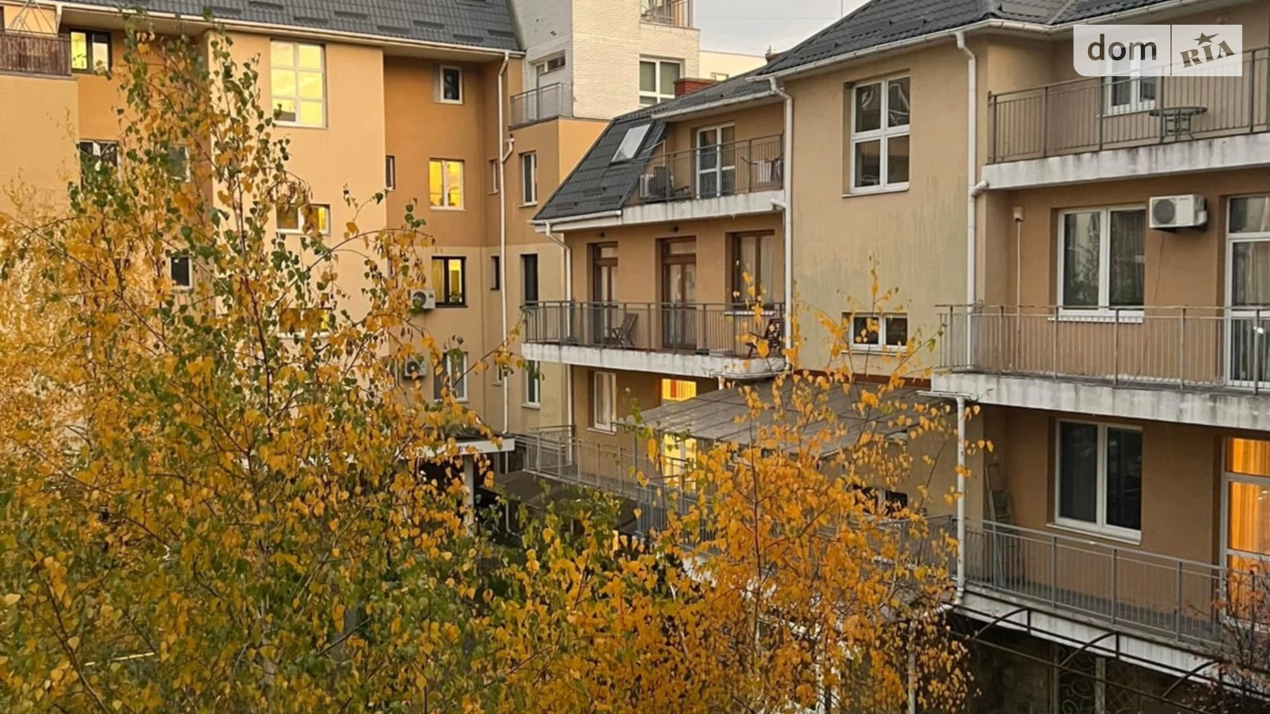 Продается 3-комнатная квартира 83 кв. м в Ужгороде, ул. Анатолия Тегзы(Воссоединения), 29 - фото 3