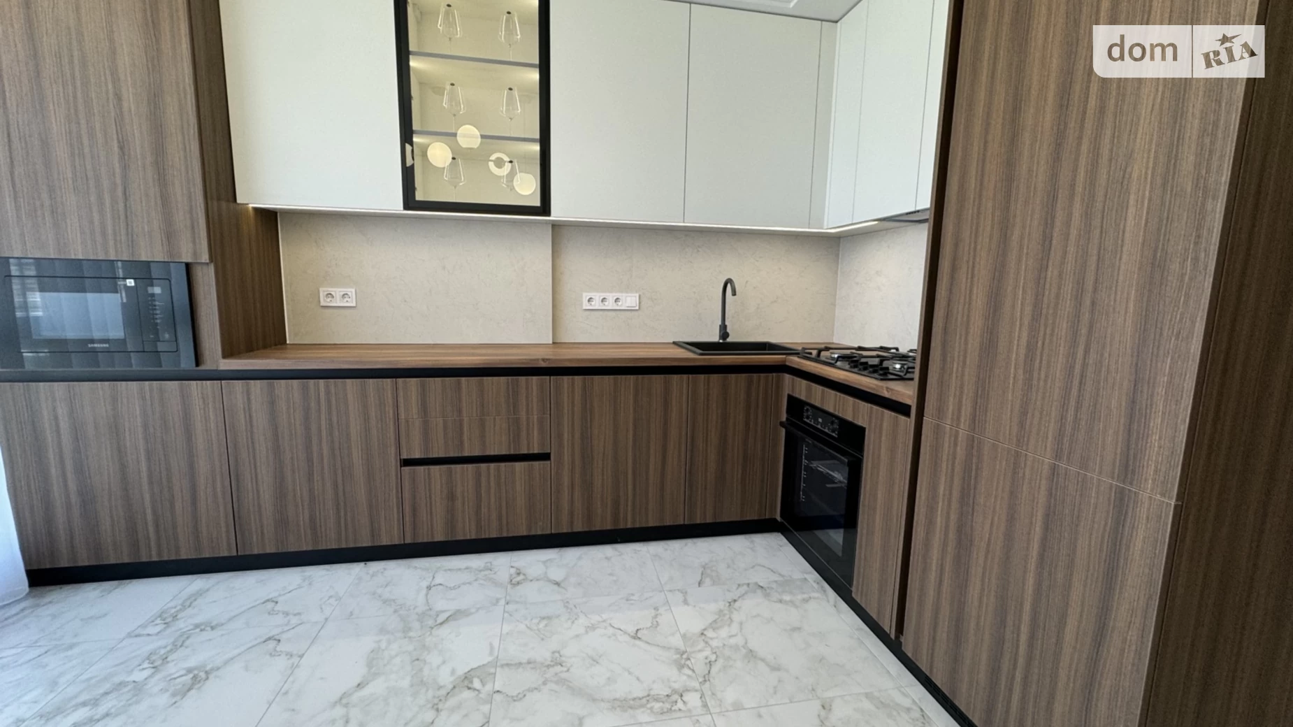 2-комнатная квартира 47 кв. м в Тернополе, пер. Кирпичный, 2-4 - фото 2