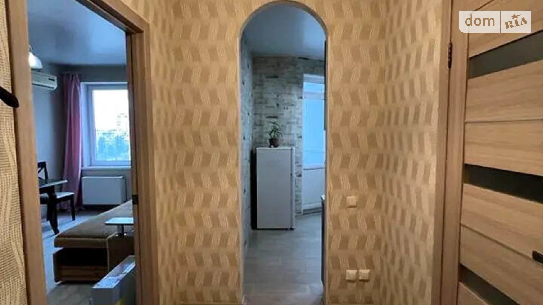 Продается 1-комнатная квартира 34.6 кв. м в Лиманке, мас. Радужный - фото 3