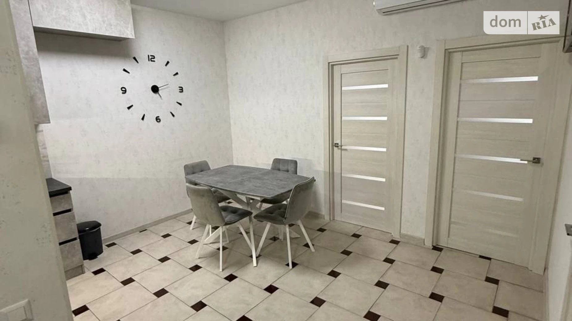 Продается 1-комнатная квартира 50.4 кв. м в Белой Церкви, ул. Таращанская, 203 - фото 4