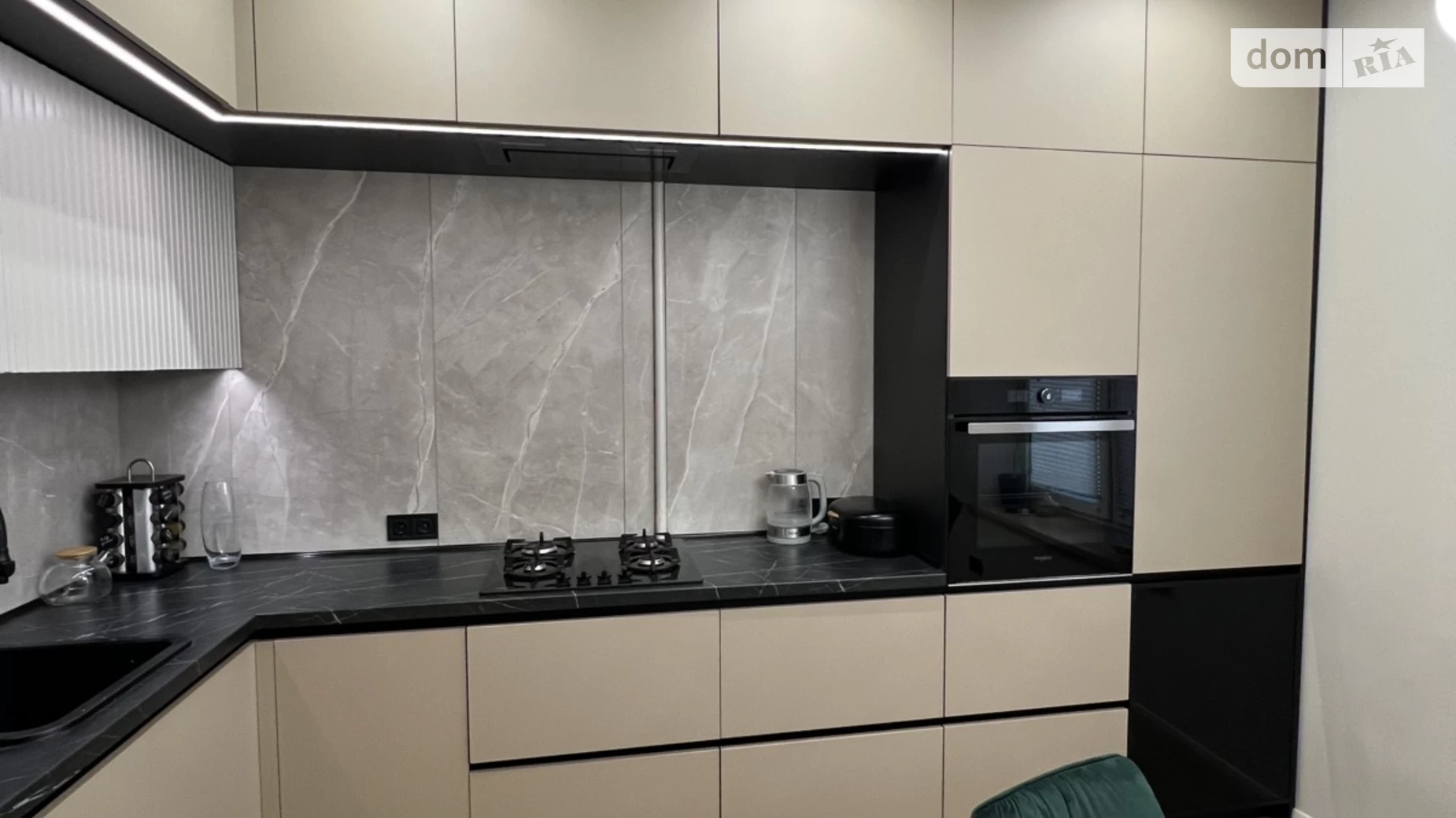 3-комнатная квартира 75 кв. м в, цена: 750 $ - фото 3
