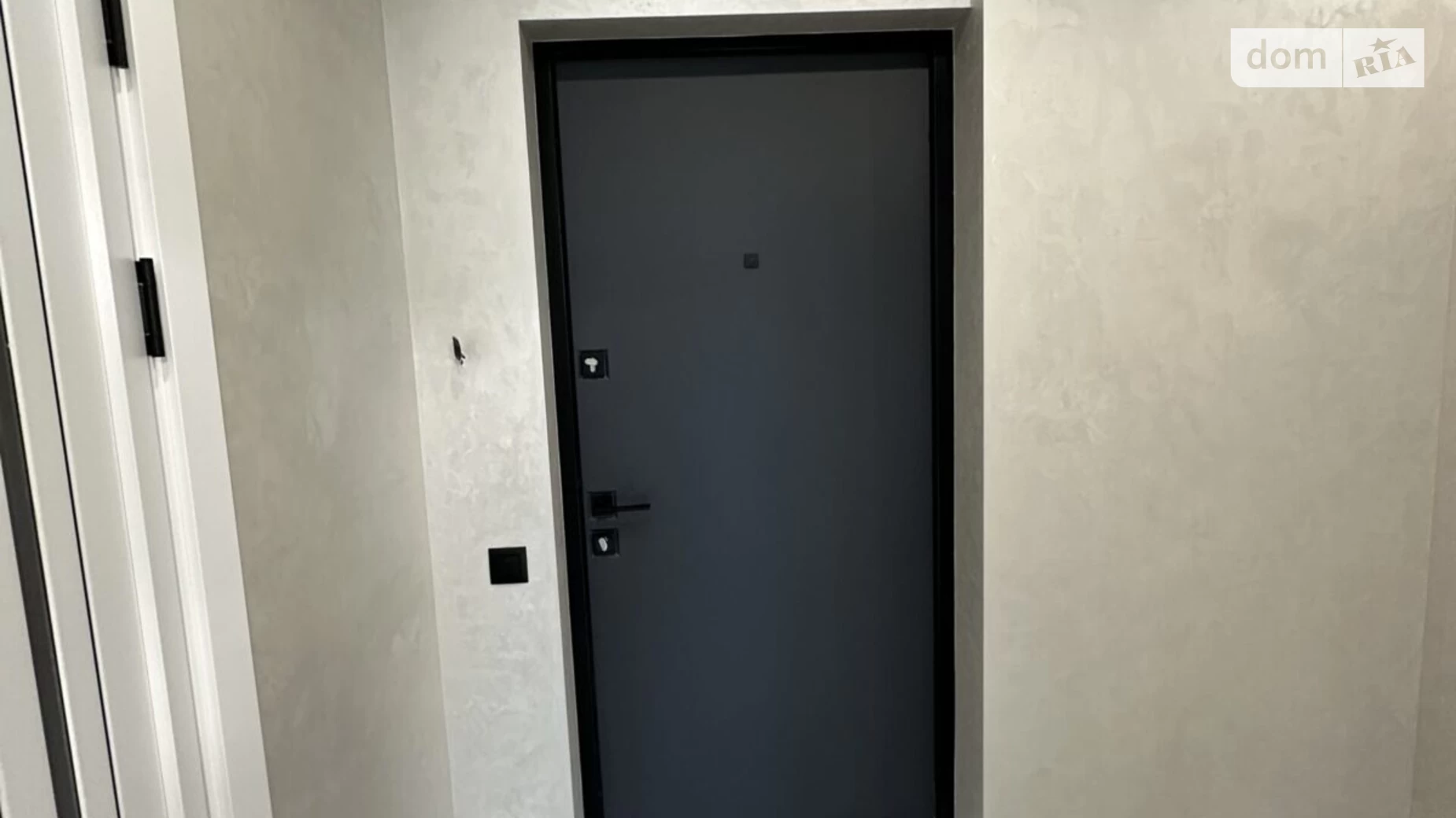 Продается 1-комнатная квартира 33.4 кв. м в Ивано-Франковске, ул. Флотская, 10Б - фото 2
