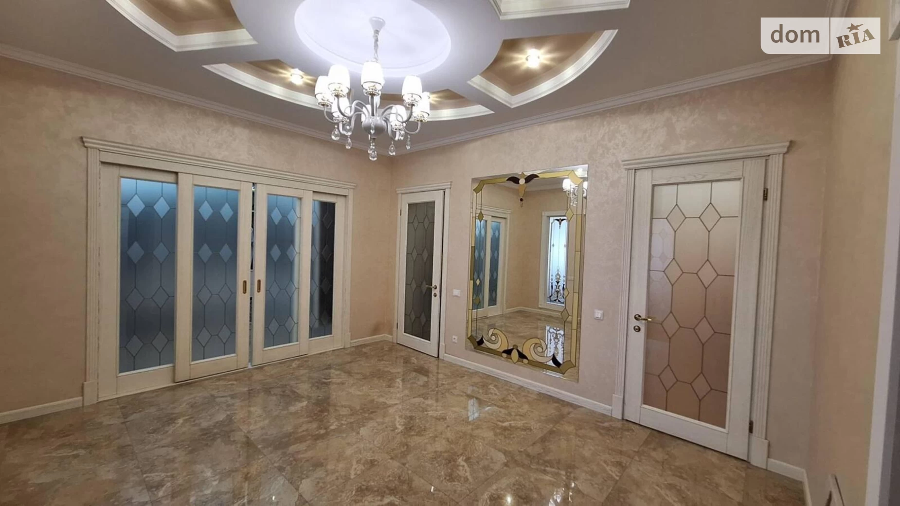 Продается 3-комнатная квартира 145.8 кв. м в Черноморске, ул. Парковая - фото 3