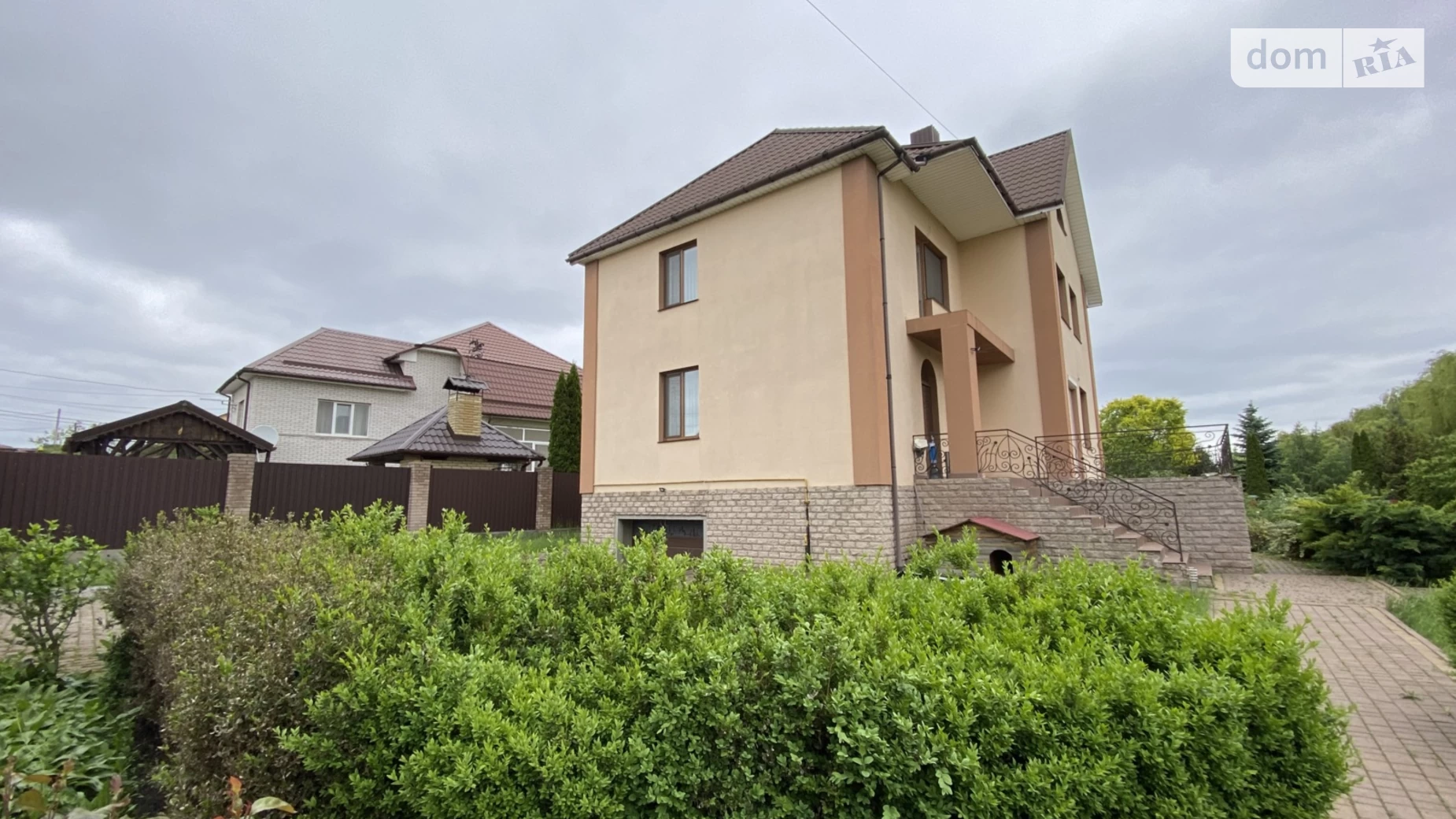 Продається будинок 2 поверховий 270 кв. м з гаражем, цена: 180000 $ - фото 3