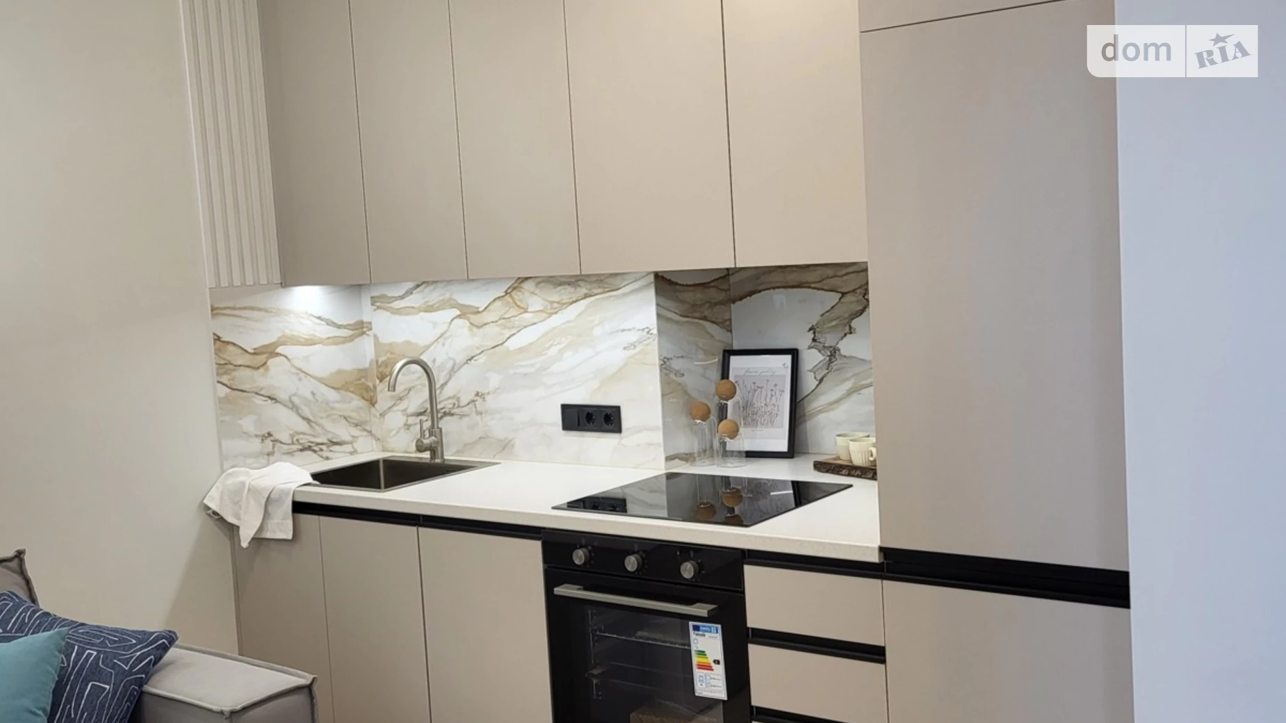 Продается 2-комнатная квартира 46 кв. м в Киеве, ул. Семьи Кристеров, 16 - фото 3