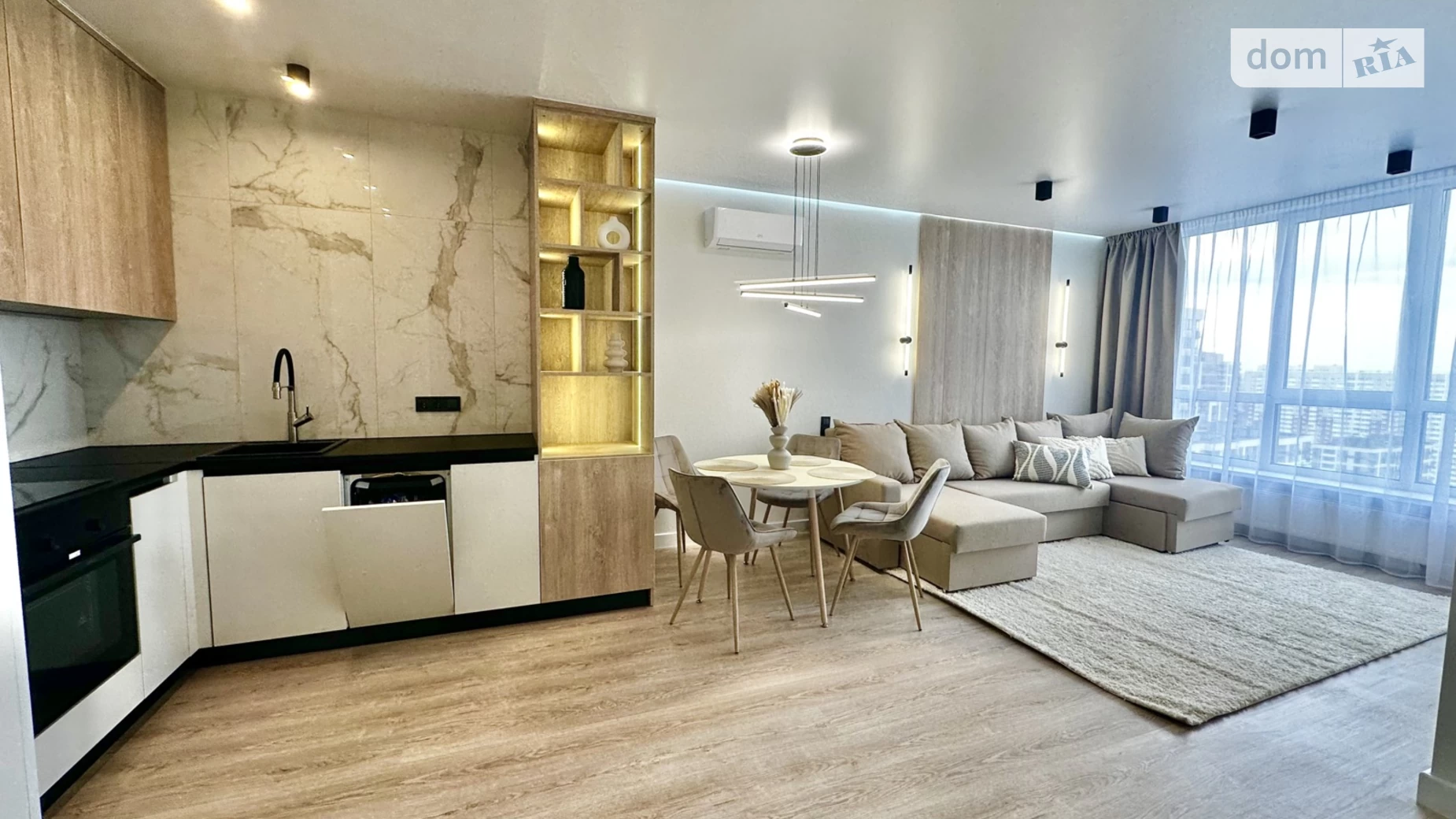 Продается 1-комнатная квартира 46 кв. м в Киеве - фото 2