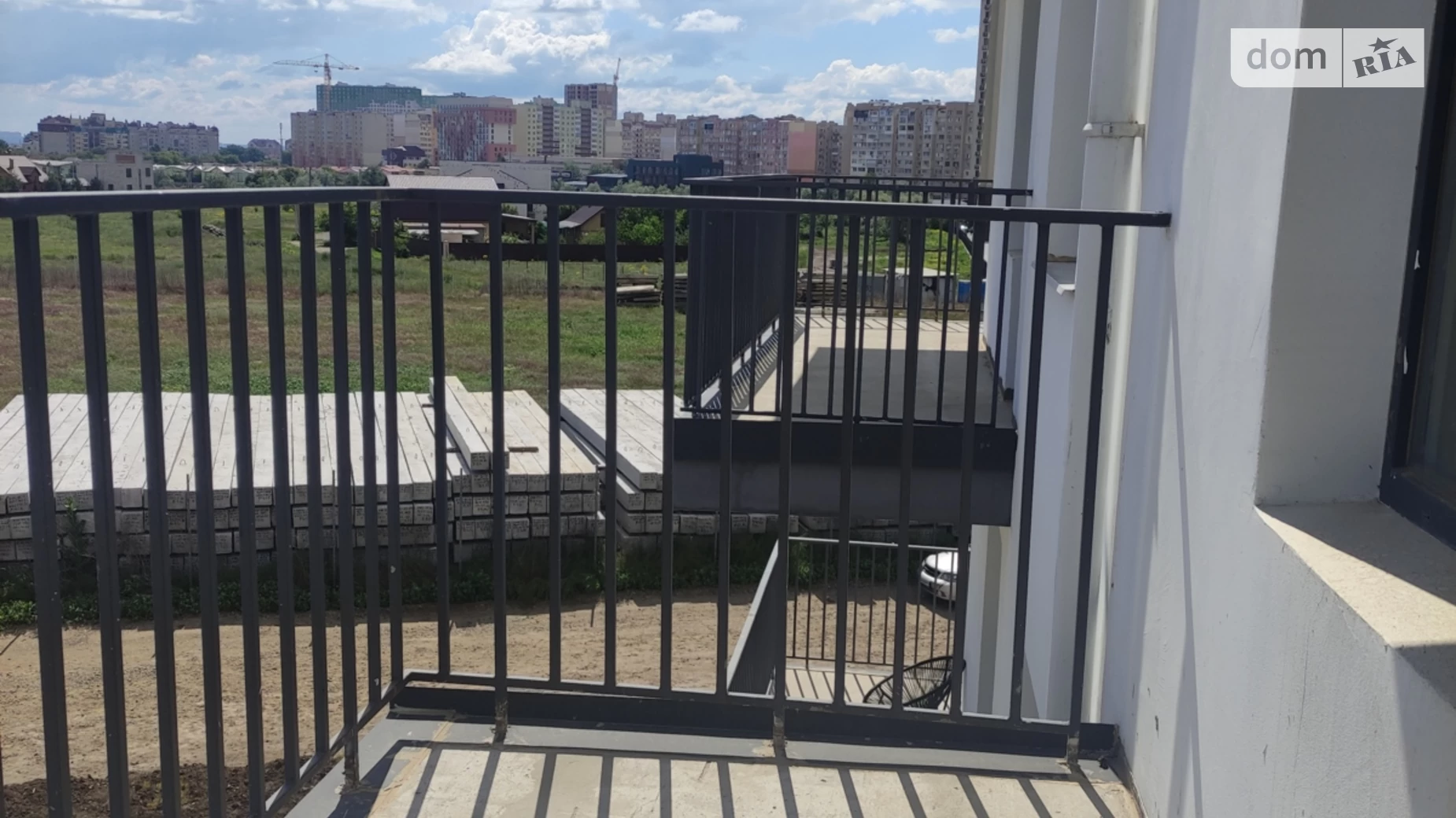 Продається 1-кімнатна квартира 38 кв. м у Крижанівка, вул. Академіка Сахарова, 11 - фото 3