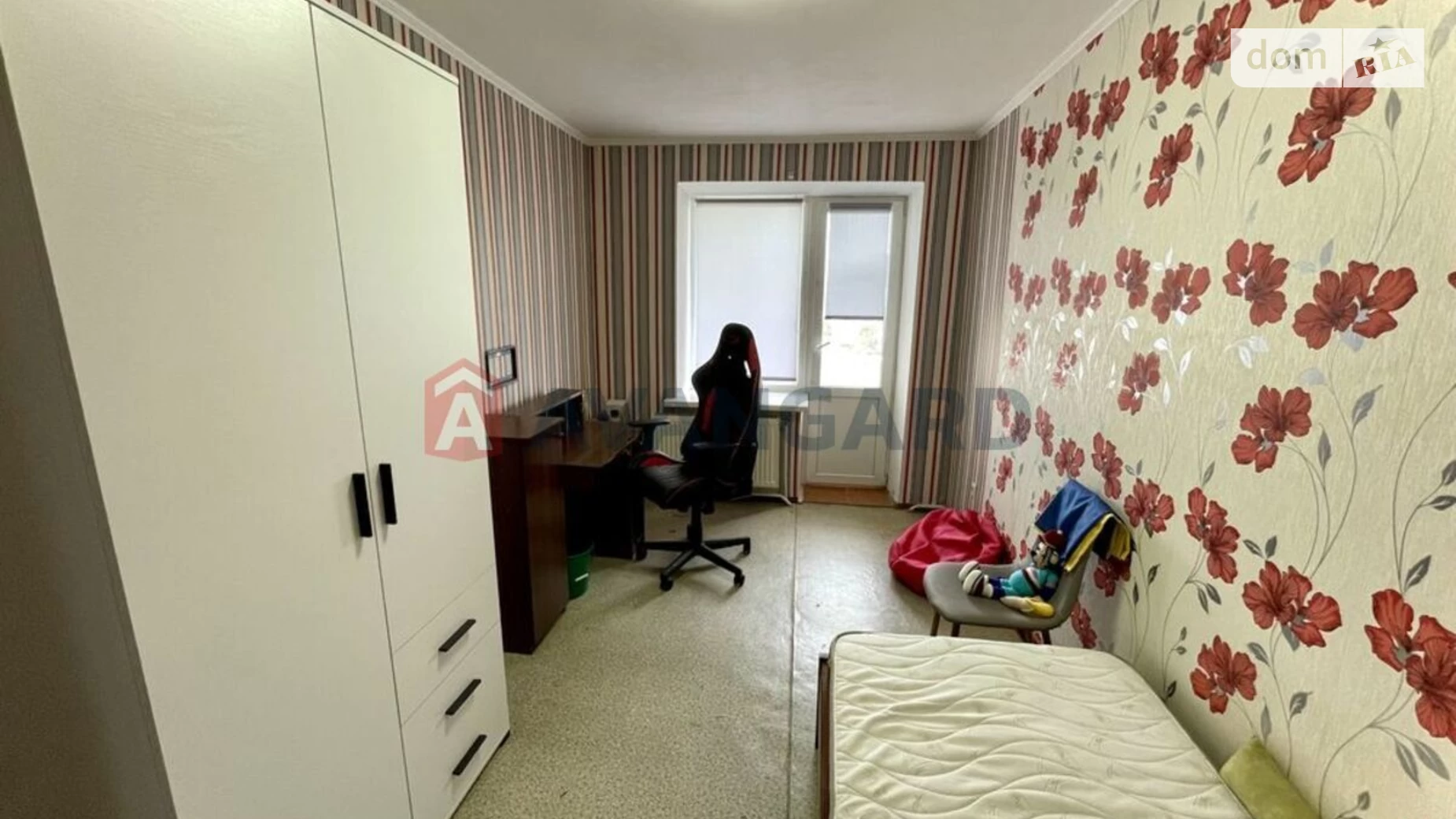 4-комнатная квартира 76 кв. м в Запорожье, ул. Узбекистанская, 1А - фото 2