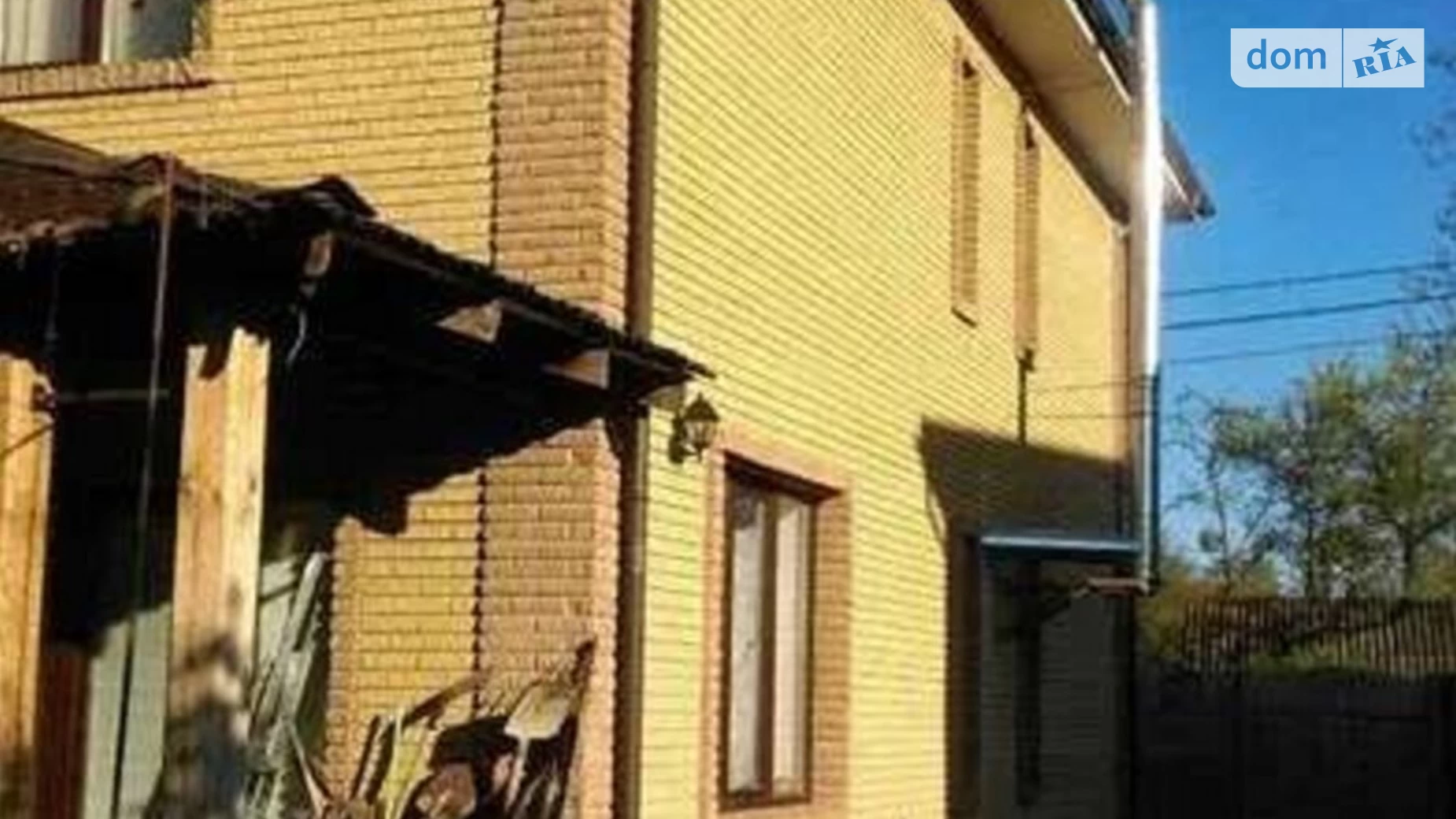 Продается дом на 2 этажа 288 кв. м с камином, цена: 250000 $ - фото 2