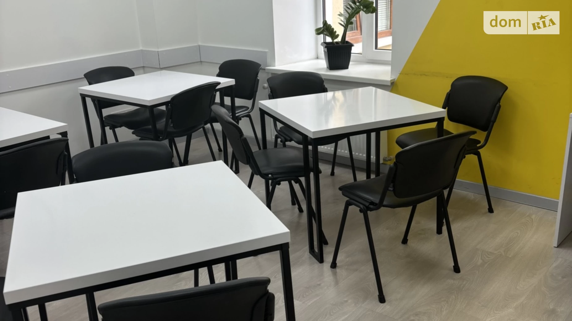 Сдается в аренду офис 60 кв. м в бизнес-центре, цена: 22000 грн - фото 2