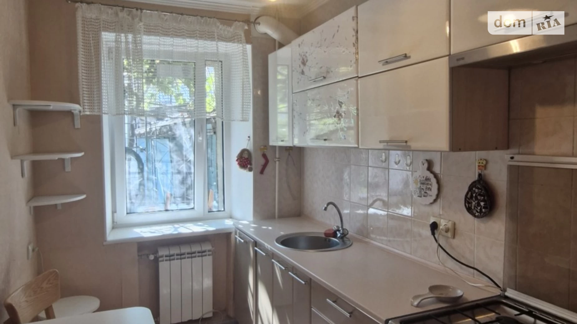 Продается дом на 2 этажа 73.7 кв. м с бассейном, цена: 85000 $ - фото 4