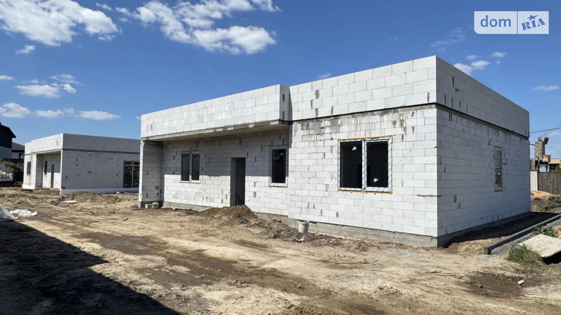 Продается одноэтажный дом 138 кв. м с бассейном, цена: 165000 $ - фото 2