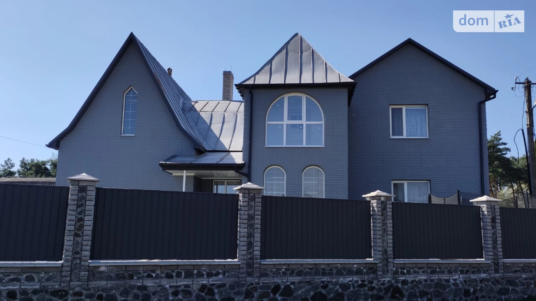 Продается дом на 2 этажа 300 кв. м с беседкой, цена: 85000 $ - фото 2