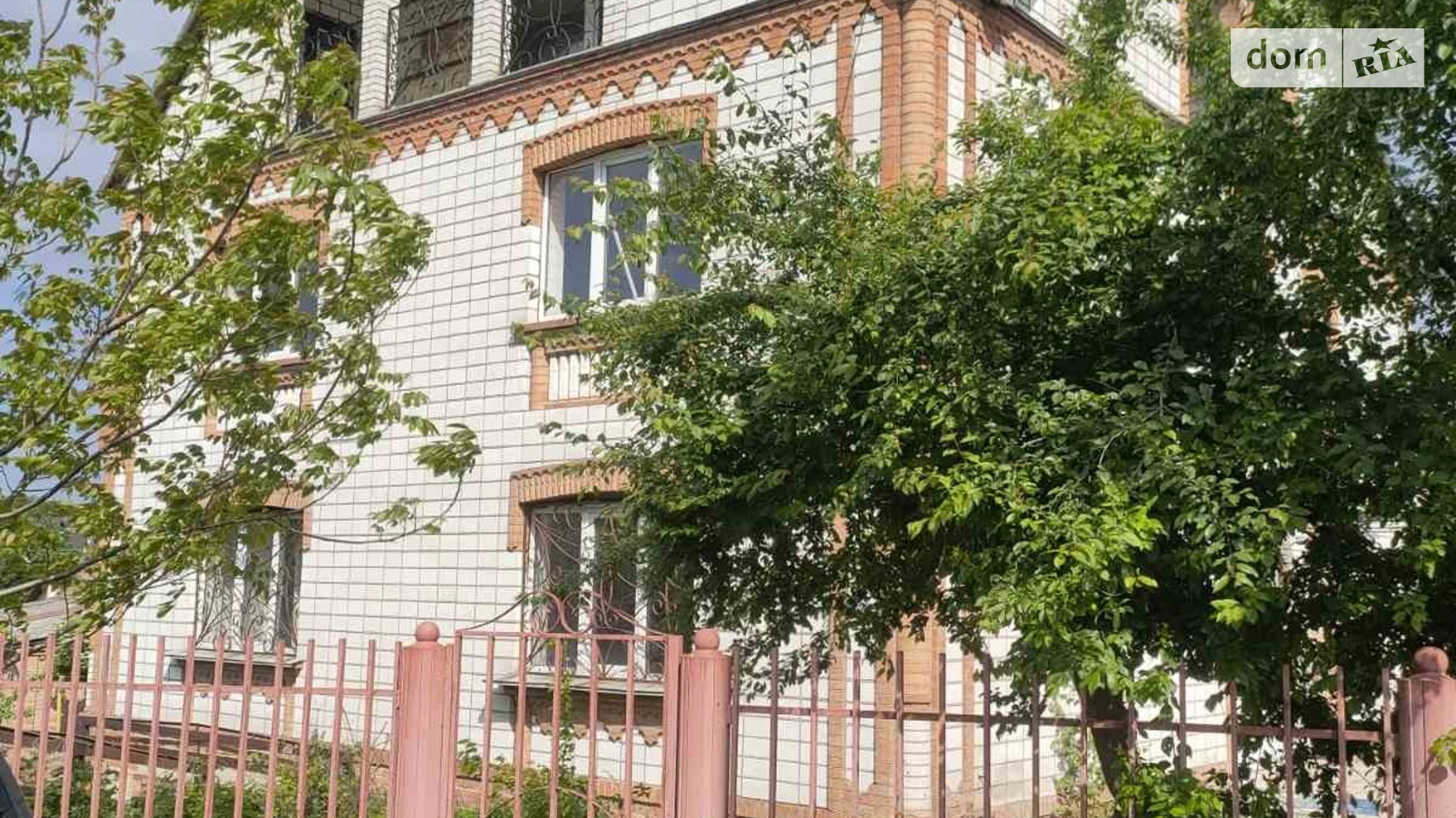 Продается дом на 3 этажа 460 кв. м с бассейном, цена: 300000 $ - фото 3