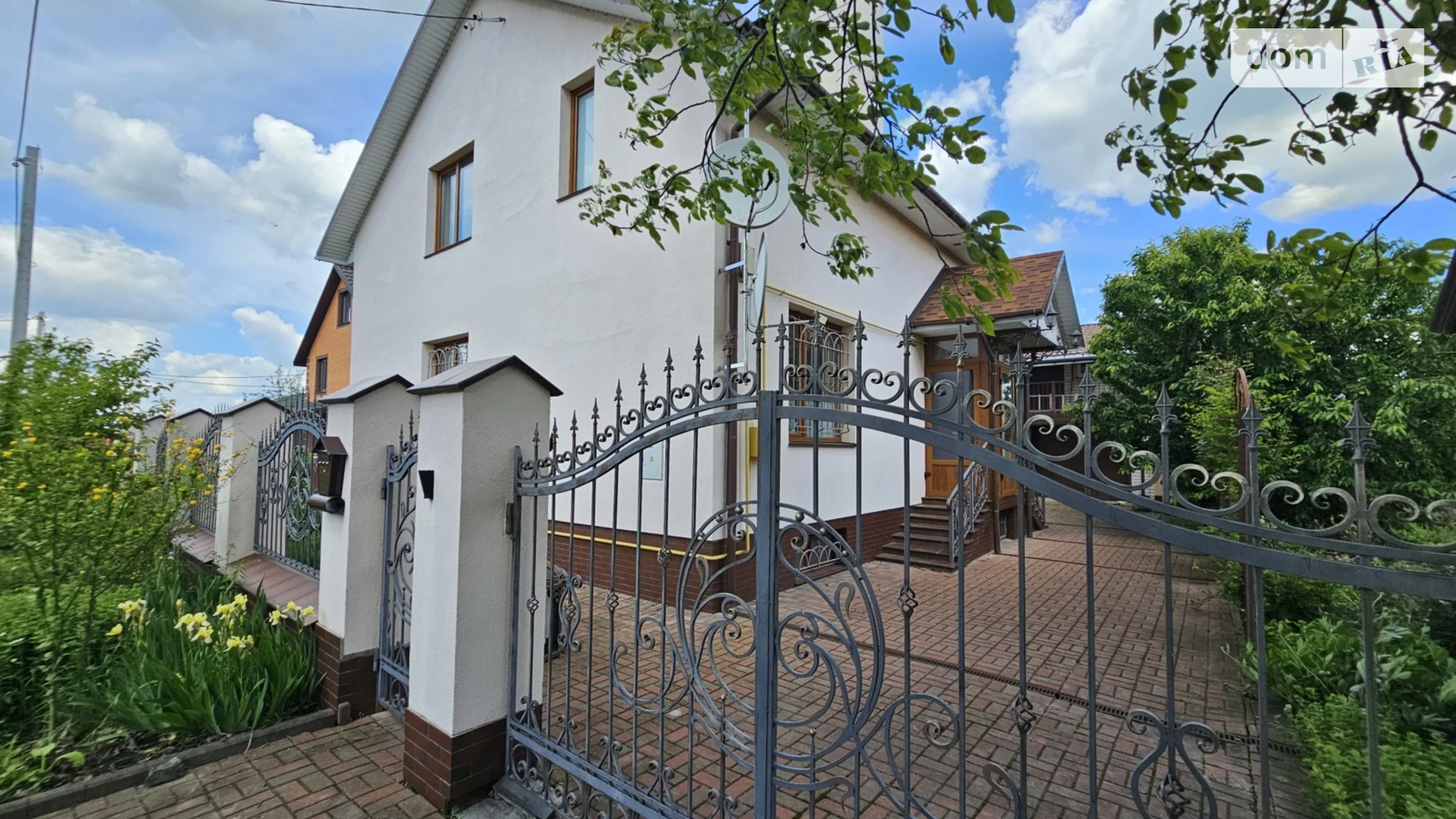 Продается дом на 3 этажа 236 кв. м с гаражом, цена: 162000 $ - фото 3