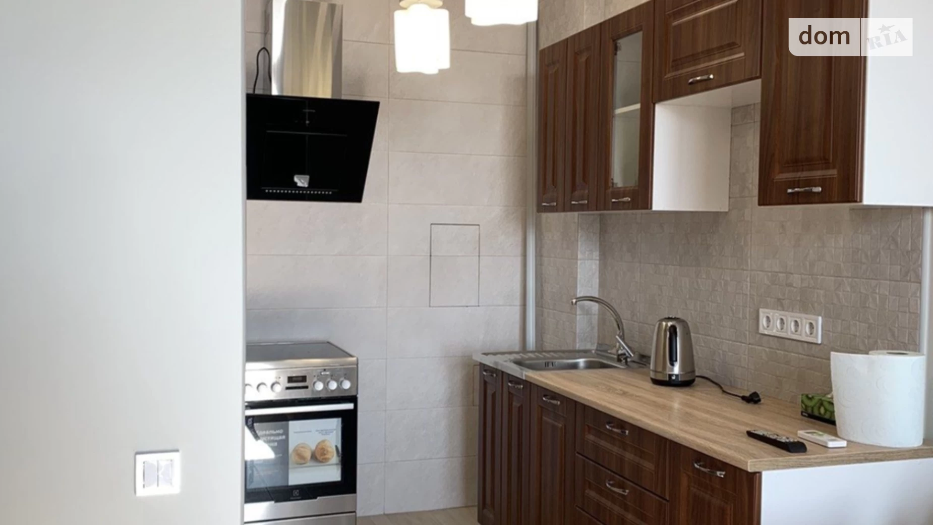 Сдается в аренду 1-комнатная квартира 55 кв. м в, цена: 900 $ - фото 5
