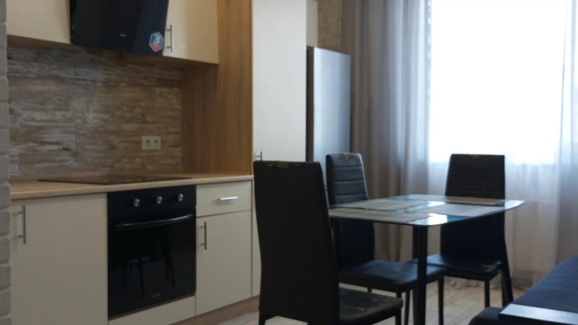 Сдается в аренду 1-комнатная квартира 41 кв. м в Одессе, ул. Академика Сахарова, 3В - фото 2