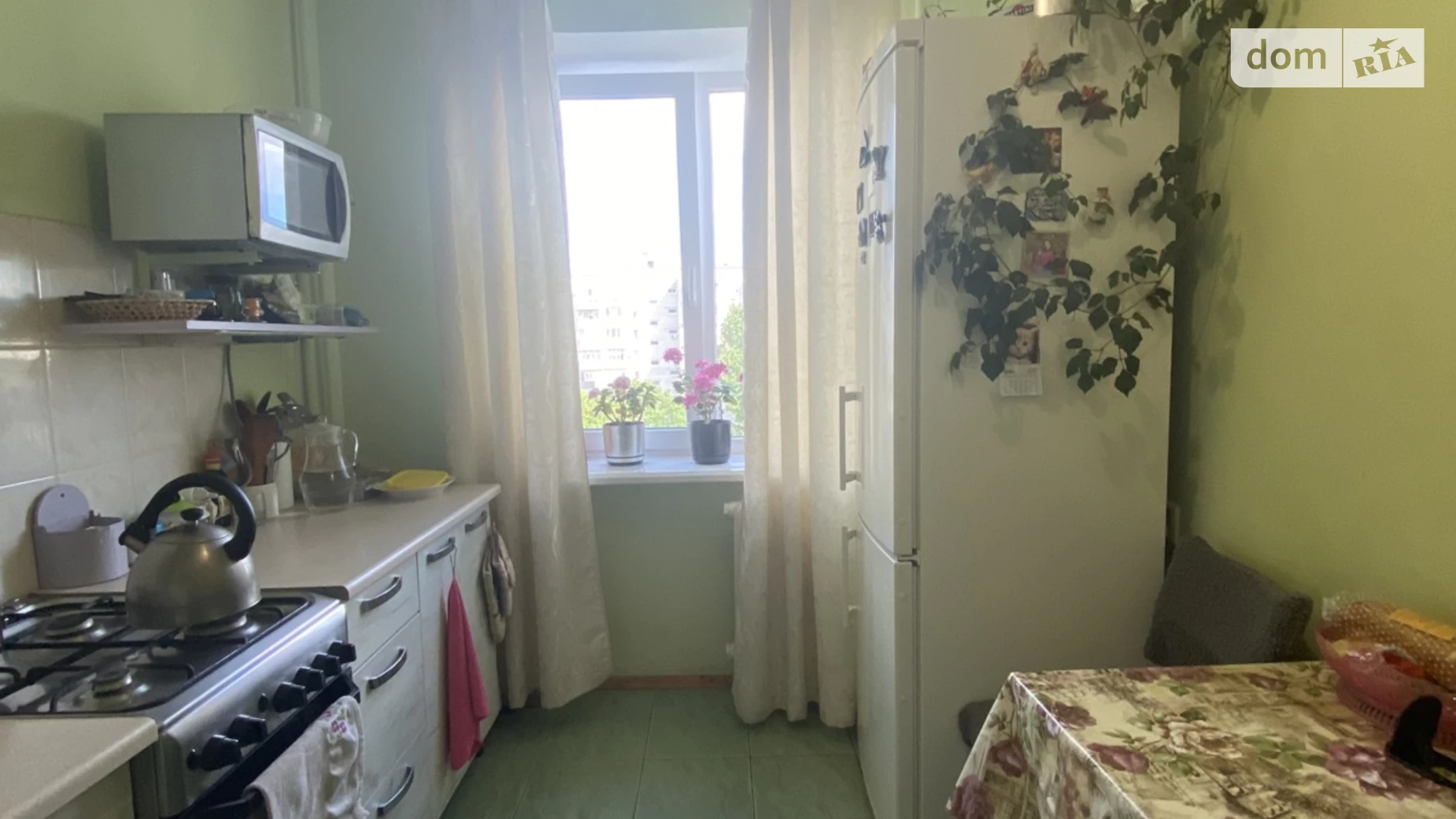 Продается 3-комнатная квартира 65 кв. м в Черноморске, ул. Александрийская - фото 2