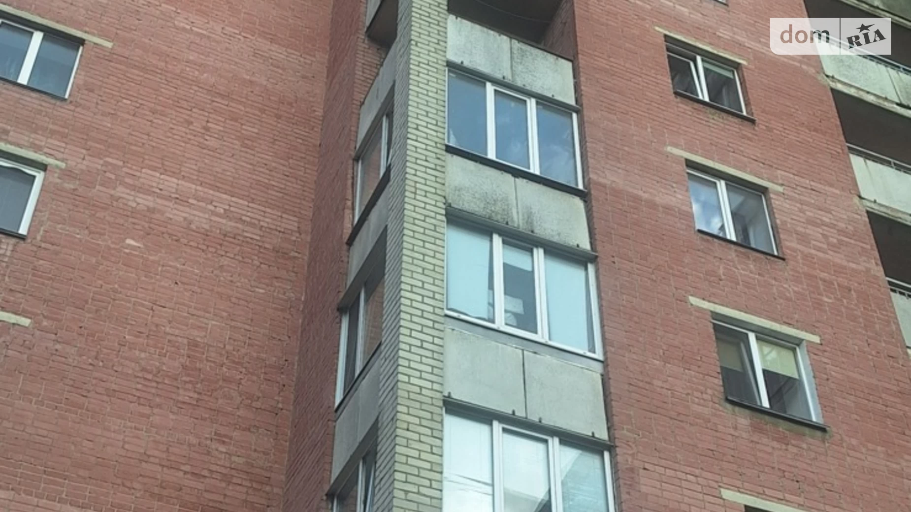 Продается 2-комнатная квартира 55.5 кв. м в Ровно, ул. Шухевича Романа - фото 2